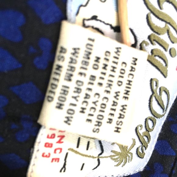 Big Dogs Hawaiian Rayon Camp Shirt EUC - Picture 11 of 12